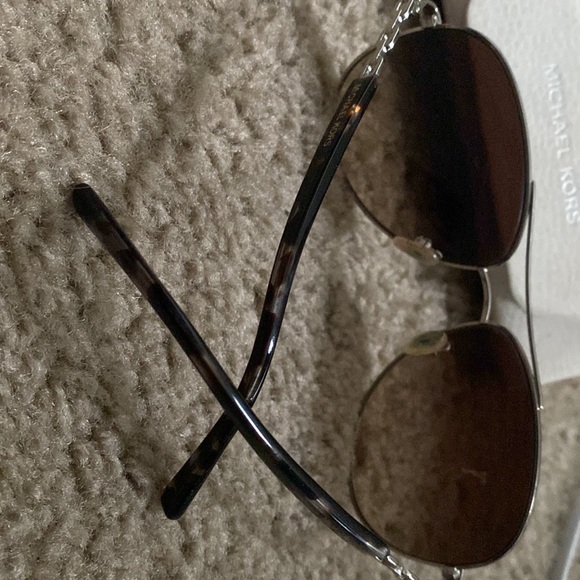 Michael Kors sunglasses - Picture 3 of 4